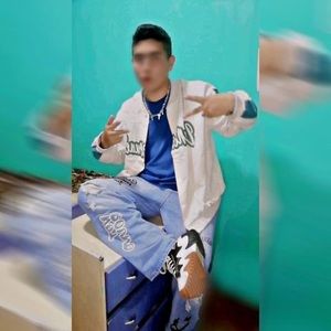 Meet your Posher, Axel